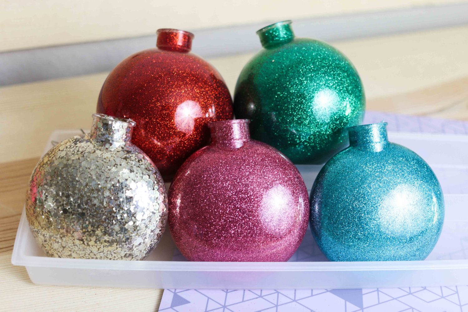 Download Free Diy Christmas Ornaments With Cricut Glitter Paint More PSD Mockup Template